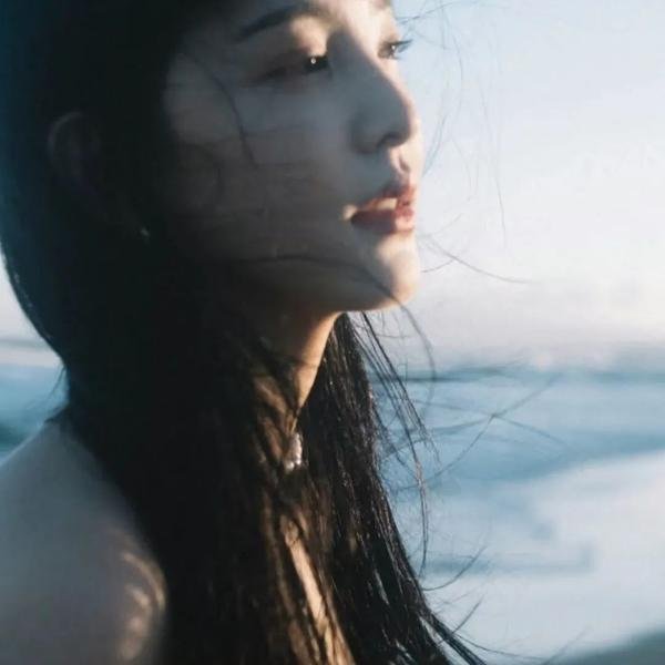 成年人的谎言生活